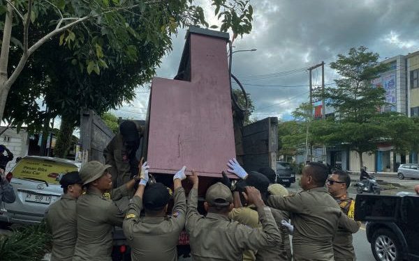 Mulai Bergerak,Belasan Pom Mini Illegal Di Balikpapan Di Tertibkan