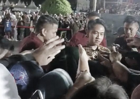 Rangkaian Acara Karnaval Budaya Balikpapan,Gibran Hadir Dan Menyapa Ribuan Warga