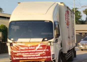 Dengan Pengawalan ketat Logistik Pilkada 2024 Tiba Di Balikpapan