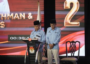 Debat Calon Bupati Dan Wabup Kukar, Dendi-Alif Singgung Warna Sakral Kuning Keemasan