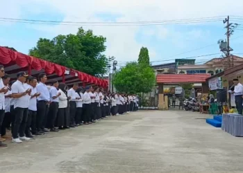 Sebanyak Ribuan Petugas KPPS kota Balikpapan Resmi Di Lantik