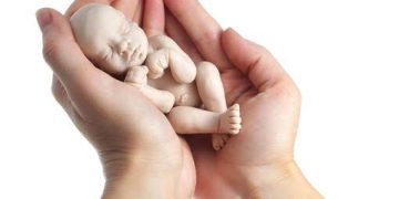 Ingin Selamatkan Karir, Seorang Polisi Paksa Pacar Aborsi Hingga Alami Infeksi Rahim