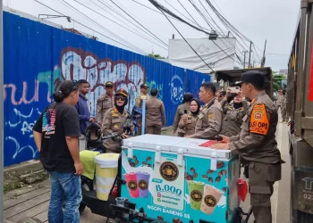 Pedagang Kaget dan Panik, di Samarinda Kopi Keliling Ditindak Satpol PP Samarinda